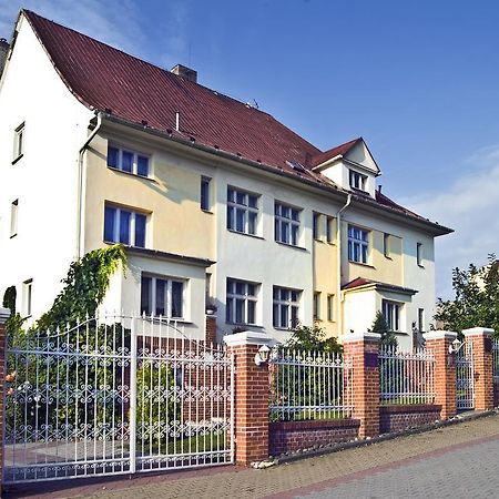 אוסטרבה Hotel Garni מראה חיצוני תמונה