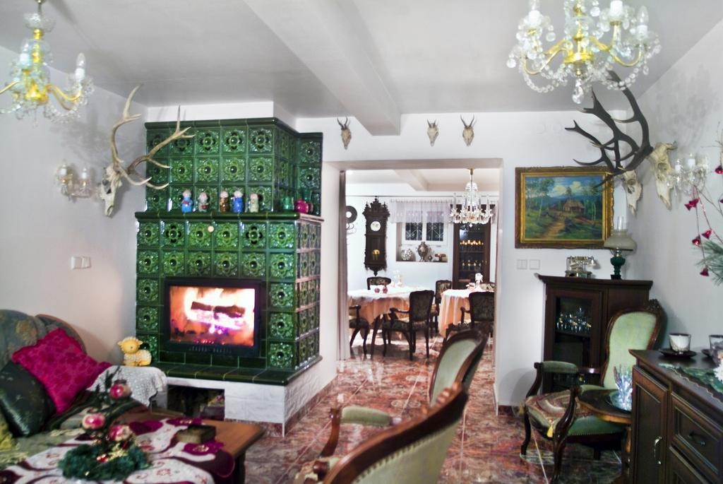 אוסטרבה Hotel Garni מראה חיצוני תמונה